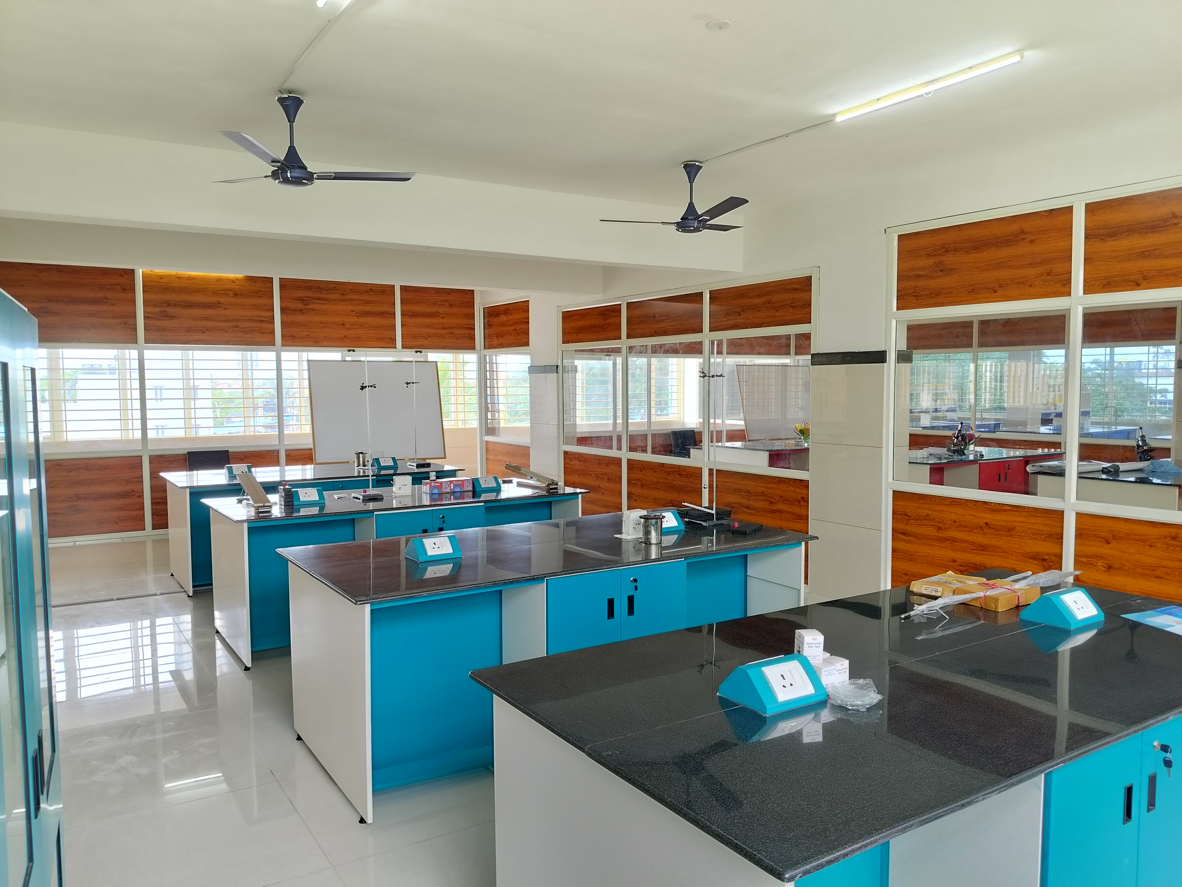 Advanced Physics Lab