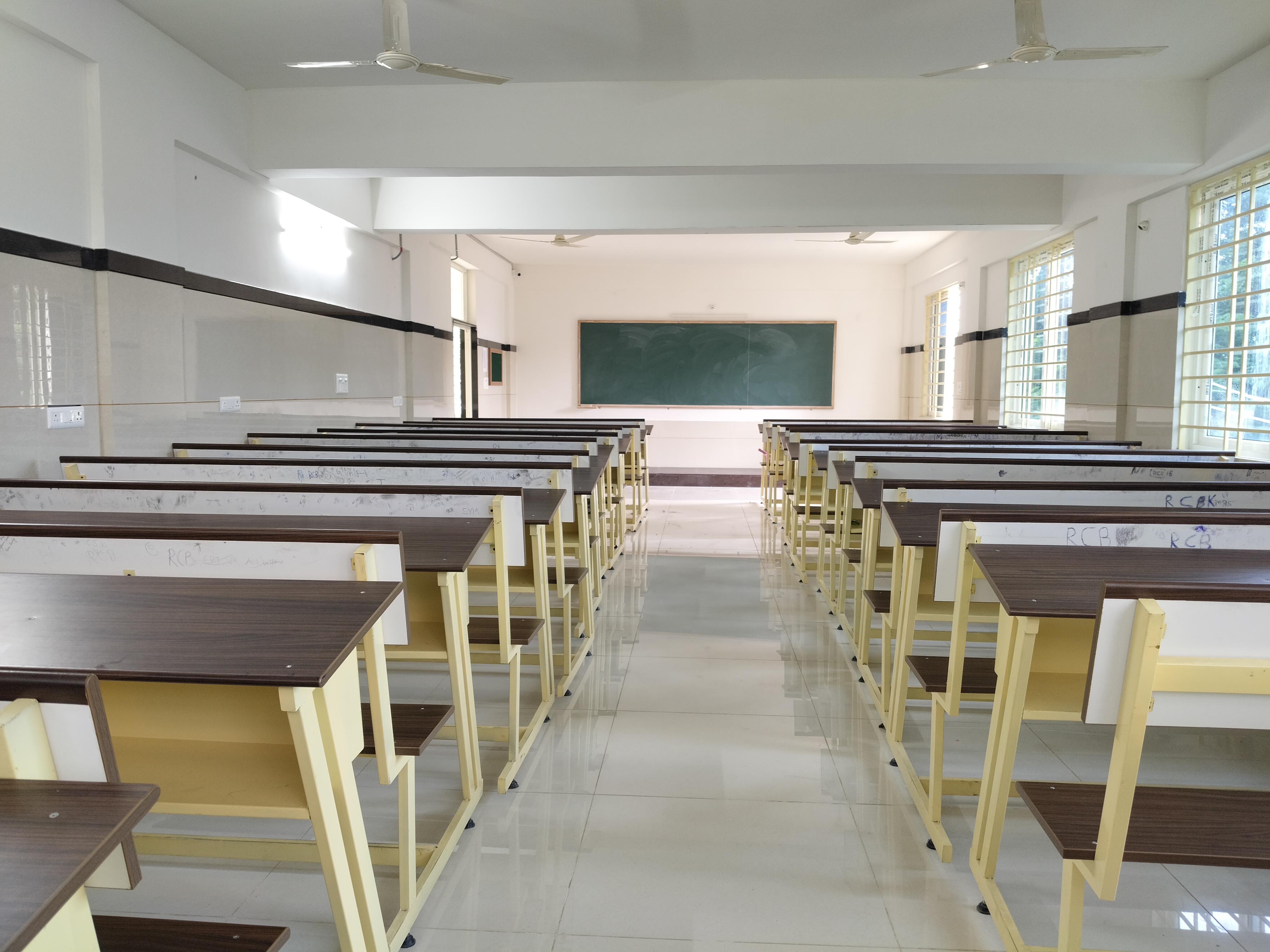 Spacious Class Rooms